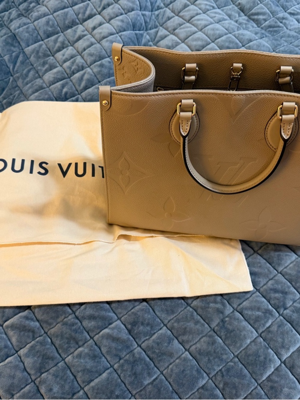 Louis Vuitton Onthego MM - Turtledove